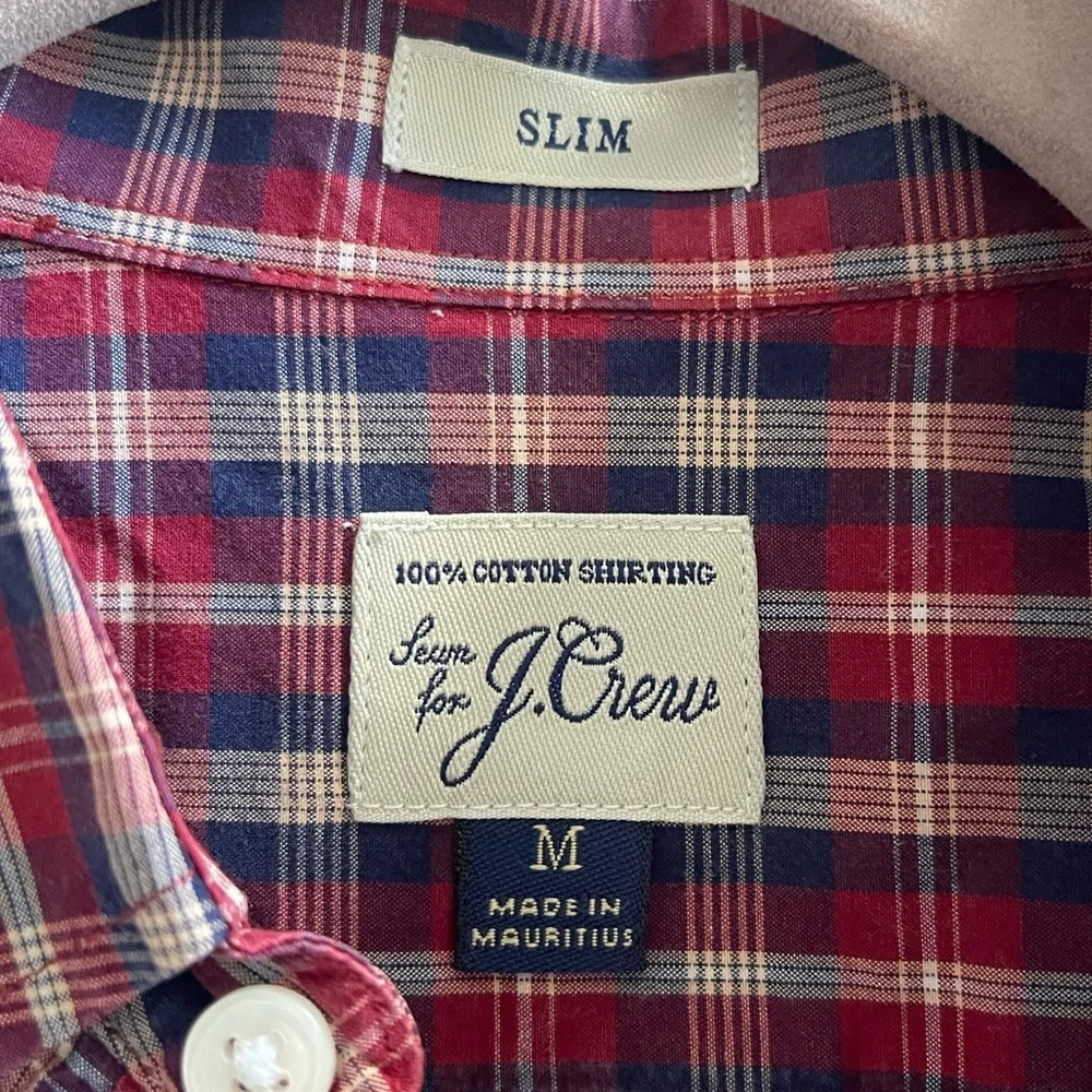 J.Crew Slim Fit Plaid Button Down Shirt Red Navy Men’s Size M Sewn for J.Crew